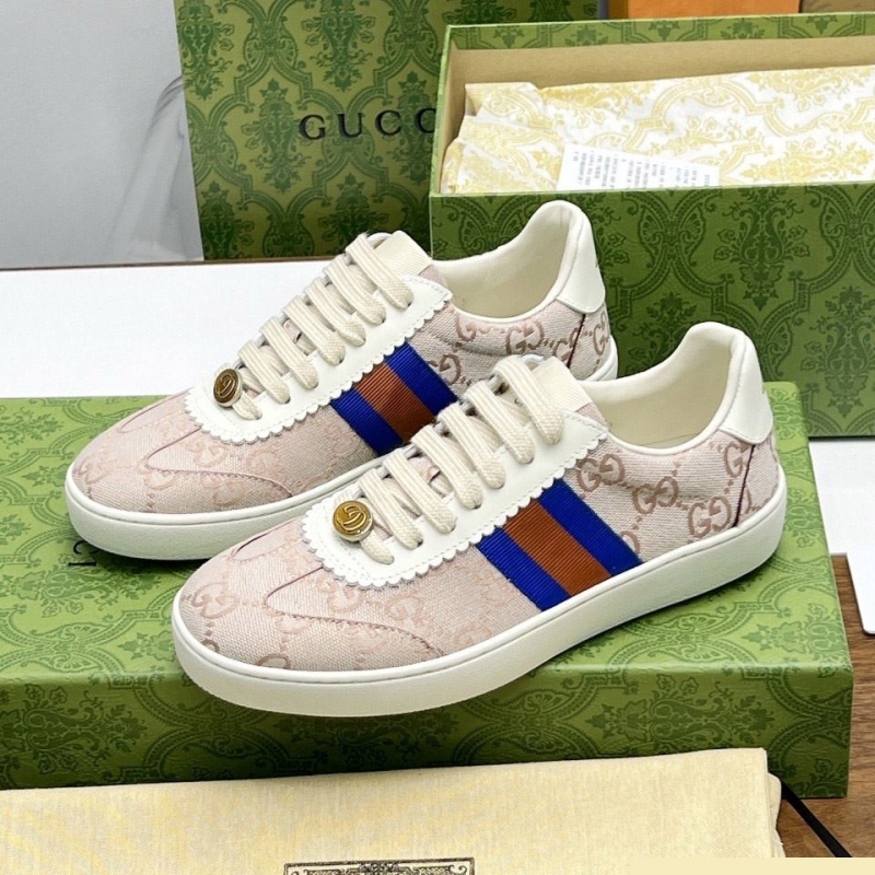 G*u*i casual shoes